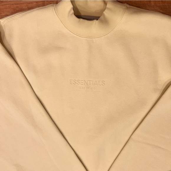 Essentials | Fear Of God | Canary | Relaxed Sweatshirt | Small | NWT - Picture 1 of 9